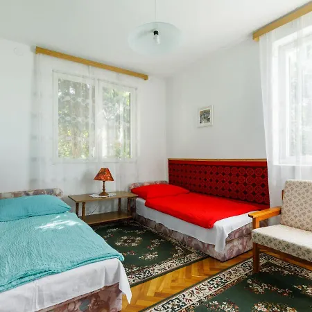 Сasa de vacaciones Dahlia By Interhome